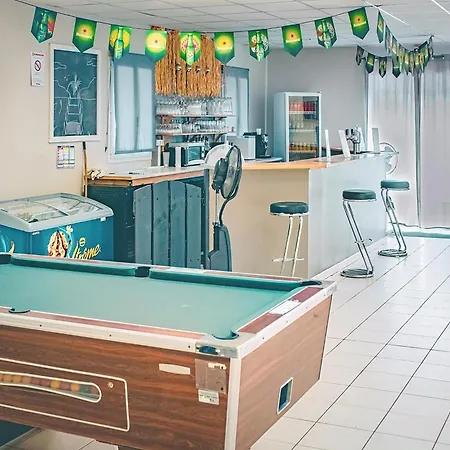 بيت للعطل Escape Near مونكلار دو كيارْسي