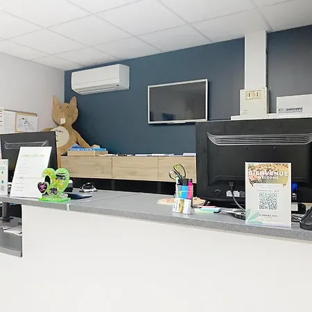 Escape Near بيت للعطل *