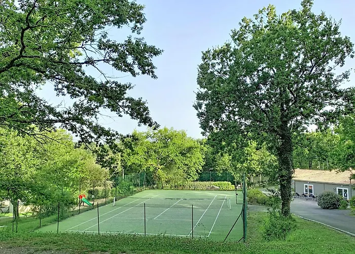 بيت للعطل Escape Near *