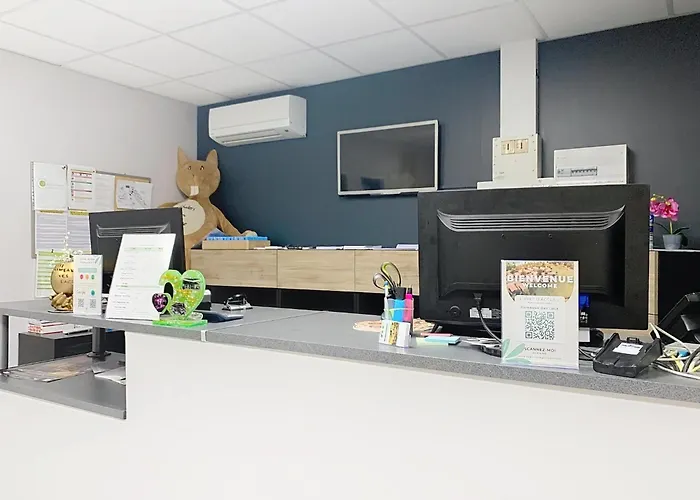 Escape Near بيت للعطل *