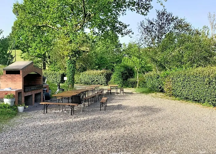 بيت للعطل Escape Near