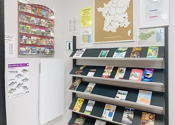 Escape Near مونكلار دو كيارْسي