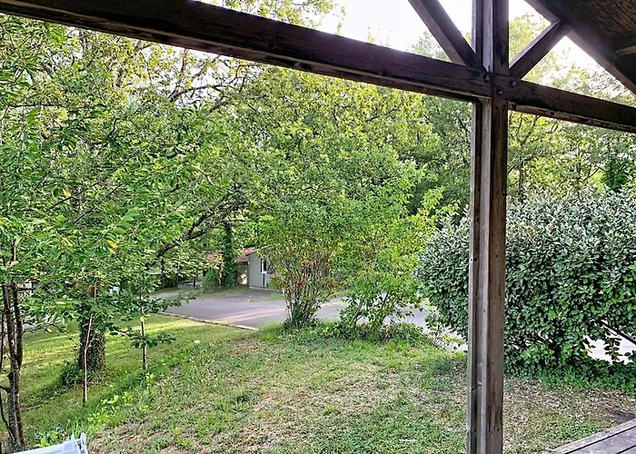 بيت للعطل Escape Near *