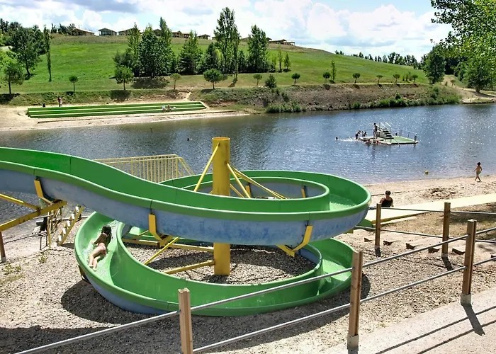 Escape Near بيت للعطل *